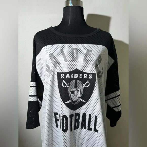 NFL Raiders Women’s Mesh Jersey Top Black White TEAM APPAREL XL Football Tee - Picture 5 of 9